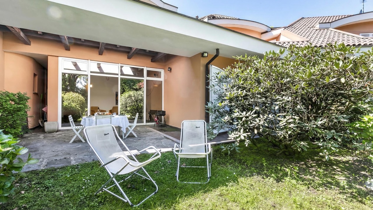 Photo of Outdoor in Ispra