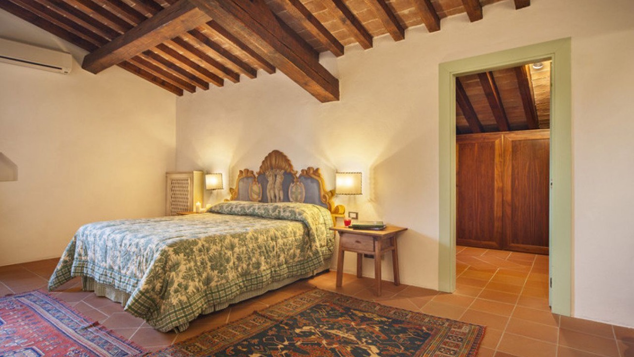 Photo of Bedroom in Monsanto