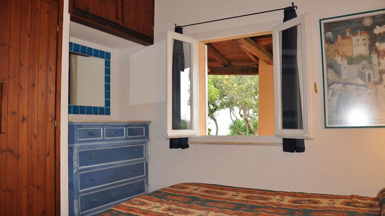 Photo of Bedroom in Baia Caddinas