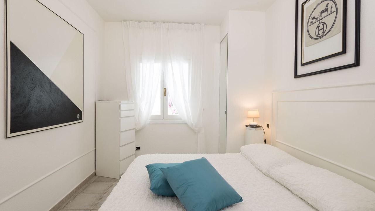 Photo of Bedroom in Baia Caddinas