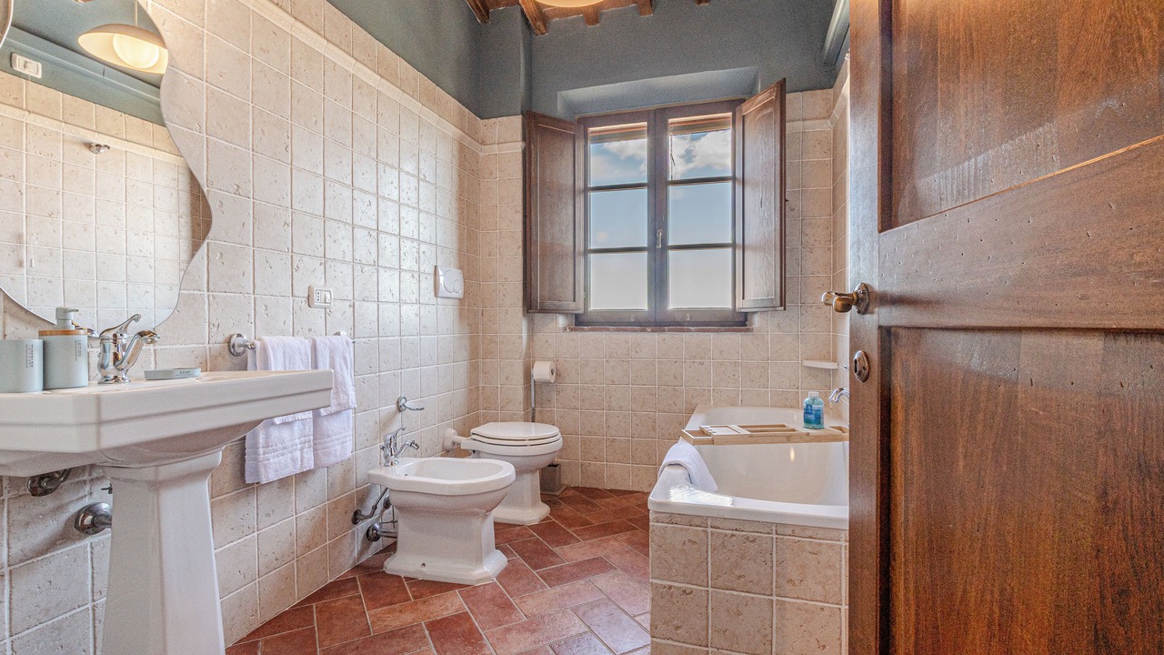 Photo of Bathroom in Asciano