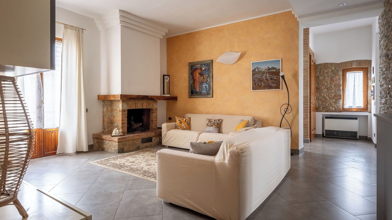 Photo of Bedroom in Castellina Scalo