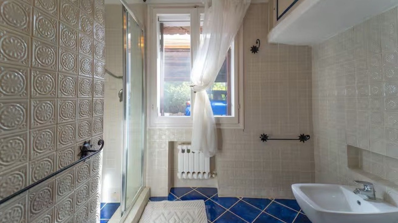 Photo of Bathroom in Liscia di Vacca
