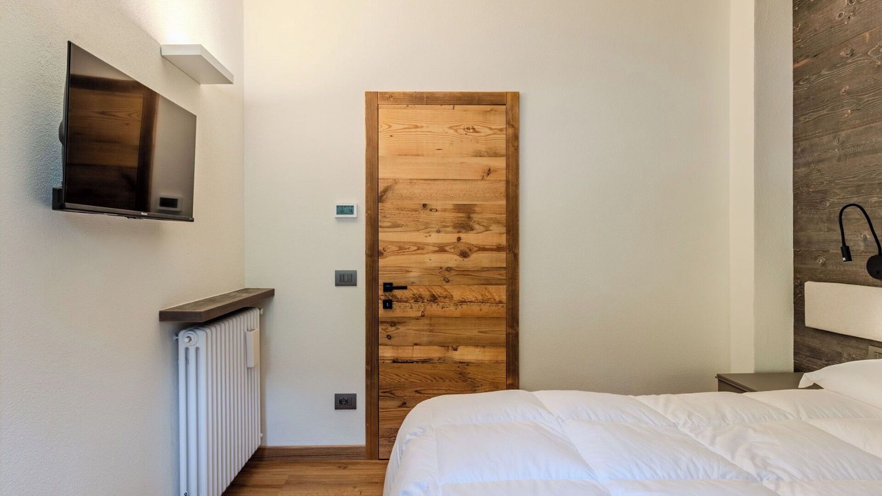 Photo of Bedroom in Carisolo