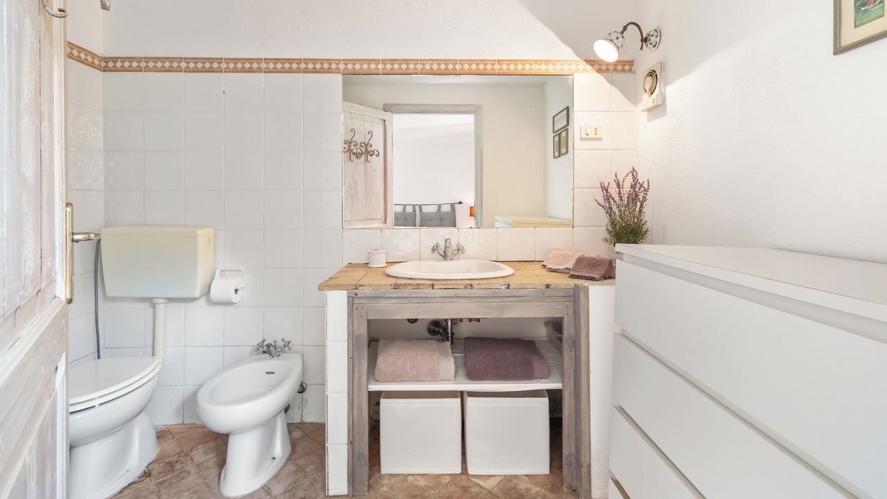 Photo of Bathroom in Ansedonia
