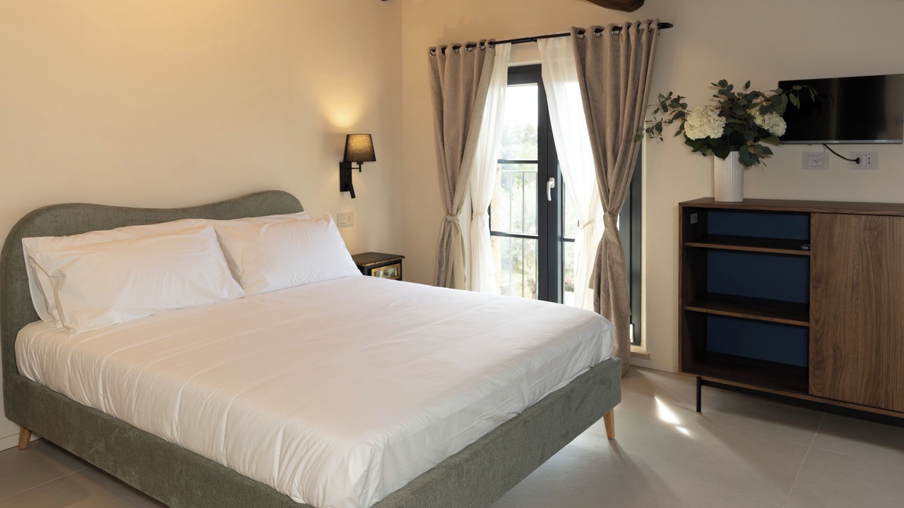 Photo of Bedroom in Massa