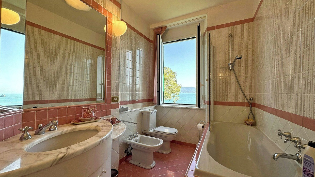 Photo of Bathroom in Portovenere