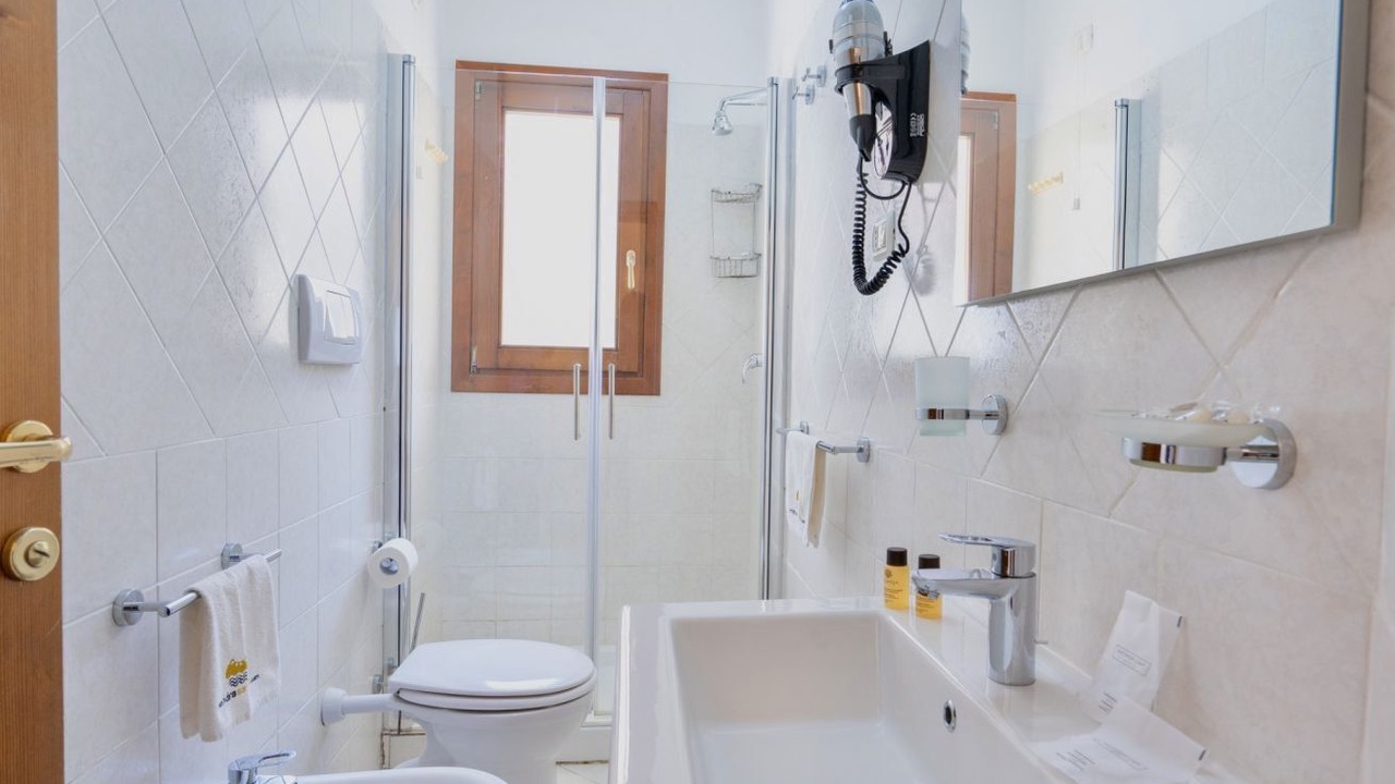 Photo of Bathroom in Badesi