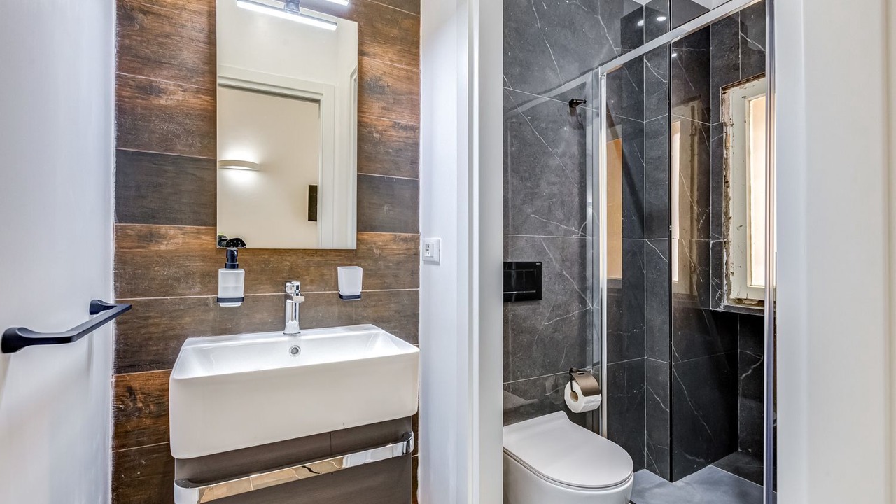 Photo of Bathroom in Rione XVIII Castro Pretorio