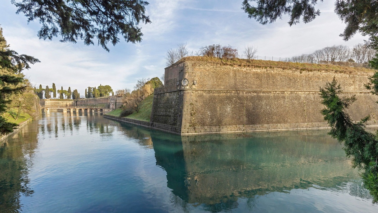Photo of Others in Peschiera del Garda City Centre