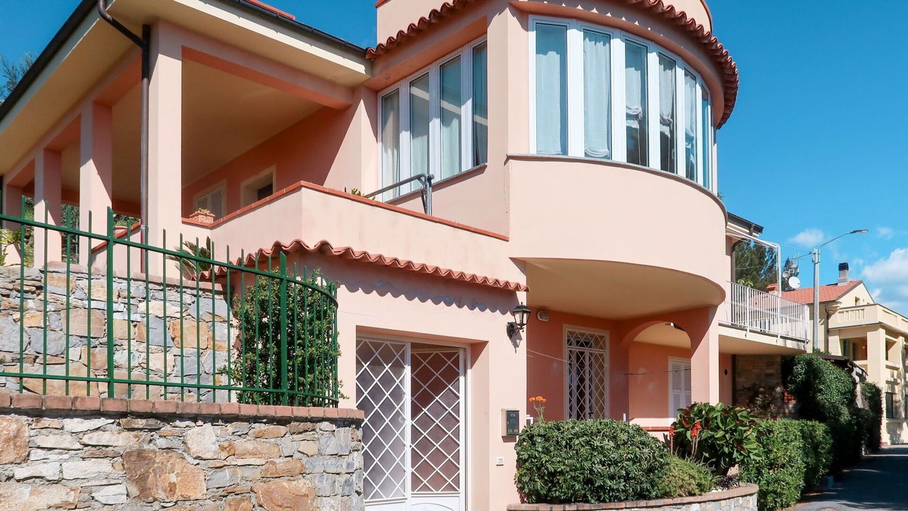 Photo of Patio Balcony in Diano Castello