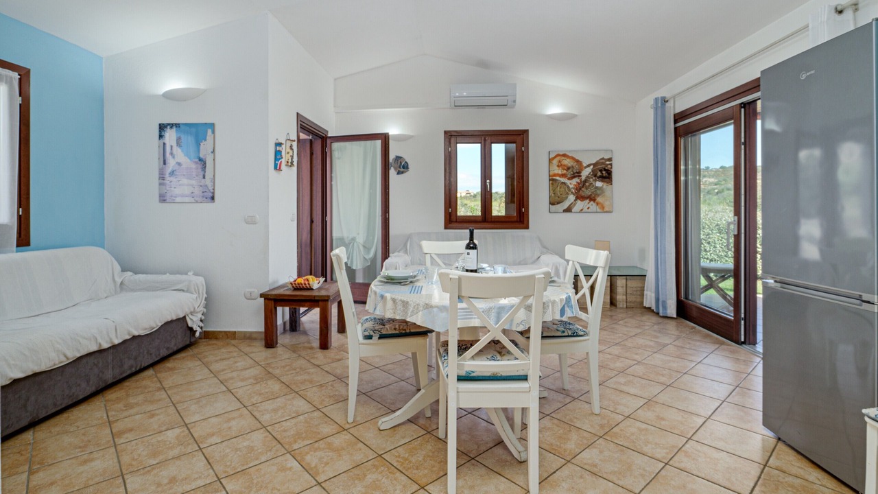 Photo of Livingroom in Case Peschiera-Lu Fraili