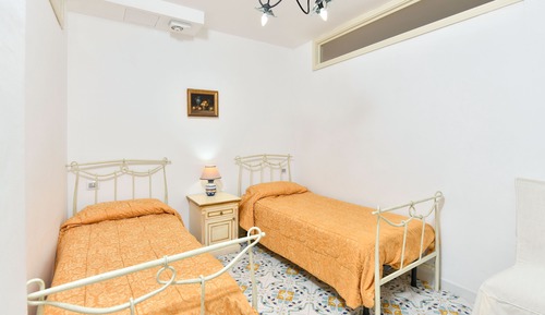 Family Room, Annex Building