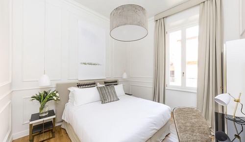 Deluxe Room, Courtyard View