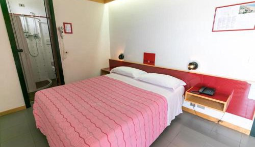 Economy Quadruple Room