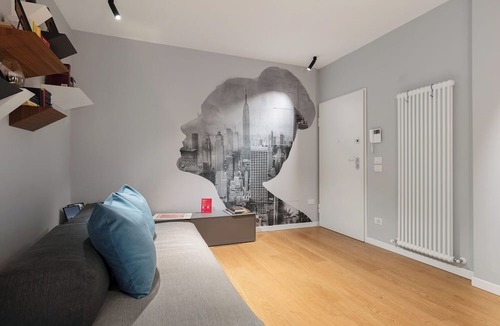 Historic Center Apartment | Caldarese Apartment with Balcony by Wonderful Italy