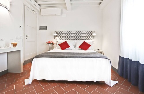Bagno a Ripoli Bed & Breakfast | Poggio Baronti B&B