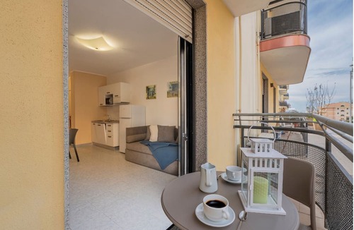 La Pietraia House | Rina Sea Apartments