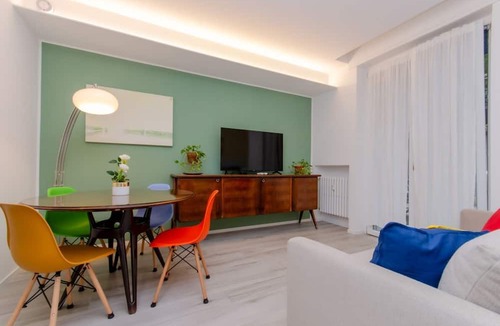 Lorenteggio Apartment | VivimiHome - Fiordalisi Green