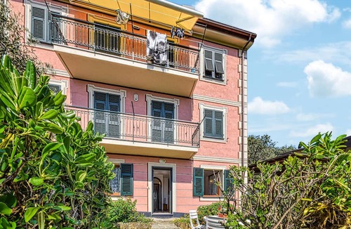 Recco Apartment | Beautiful apartment in Recco with house sea view