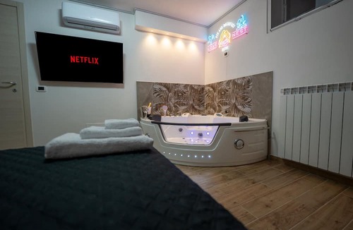 Uopini House | LOVE NEST SIENA YOUR LOVE NEST