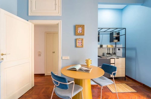 Flaminio Apartment | Casa Tudor, Charmy British Eccentric Flat