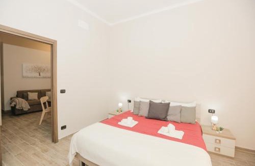 Genoa Apartment | King - 1000Mbps - Netflix - SmartTV - Full Kitchen