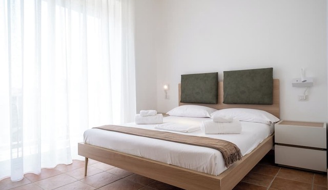 Nautika Suites