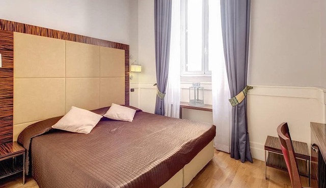 939 Hotel
