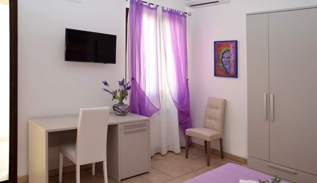 B&B Anemos