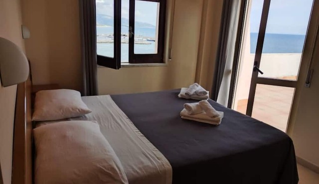 Hydra Club Hotel & Village