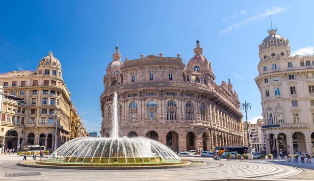 Beautiful Apartment Next To Aquarium, Genova, Italy