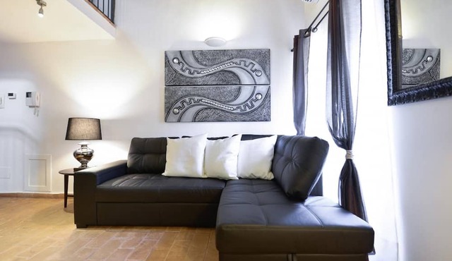 Ibernesi Apartment - Two Bedroom Apartment, Sleeps 5
